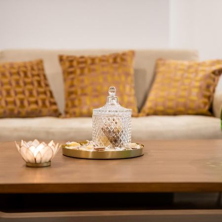 London Nino Apartments Bagian luar foto