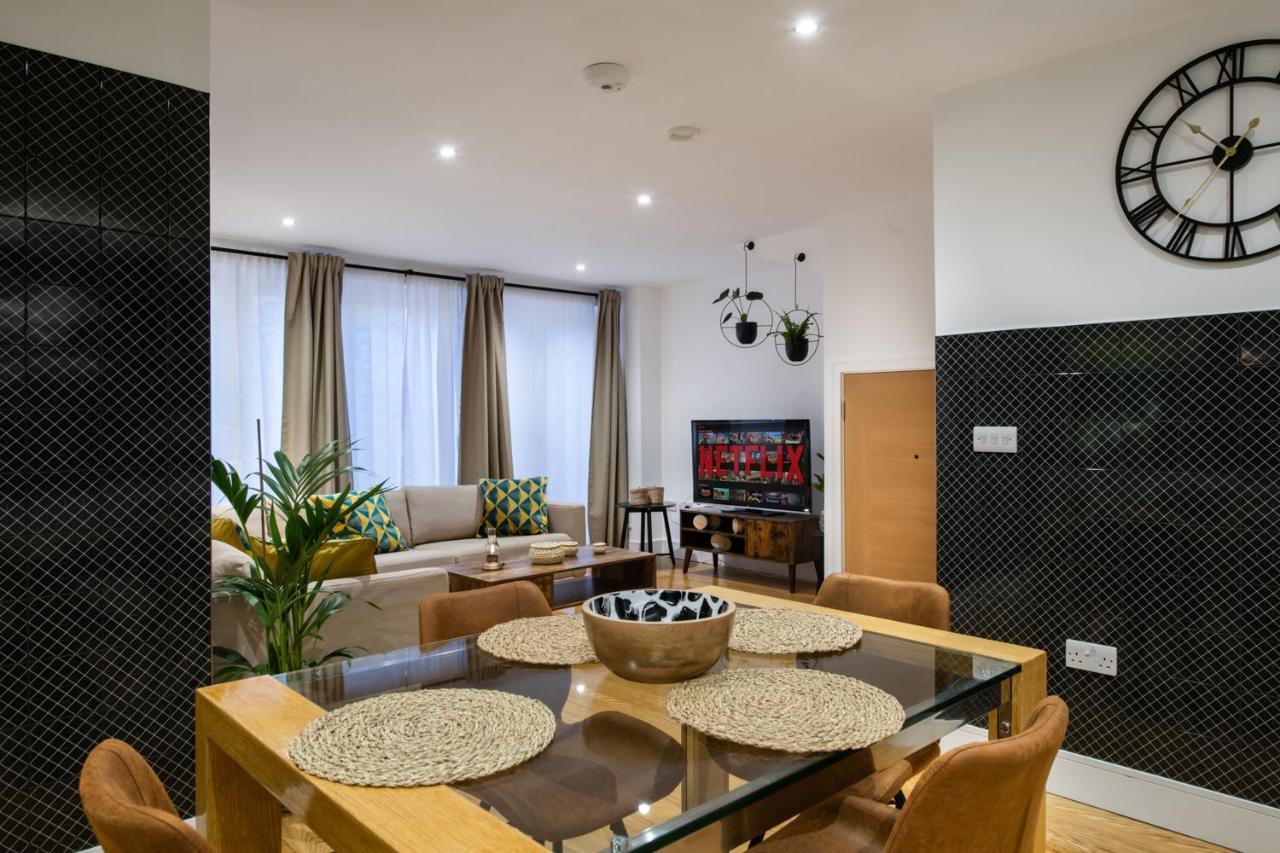 London Nino Apartments Bagian luar foto
