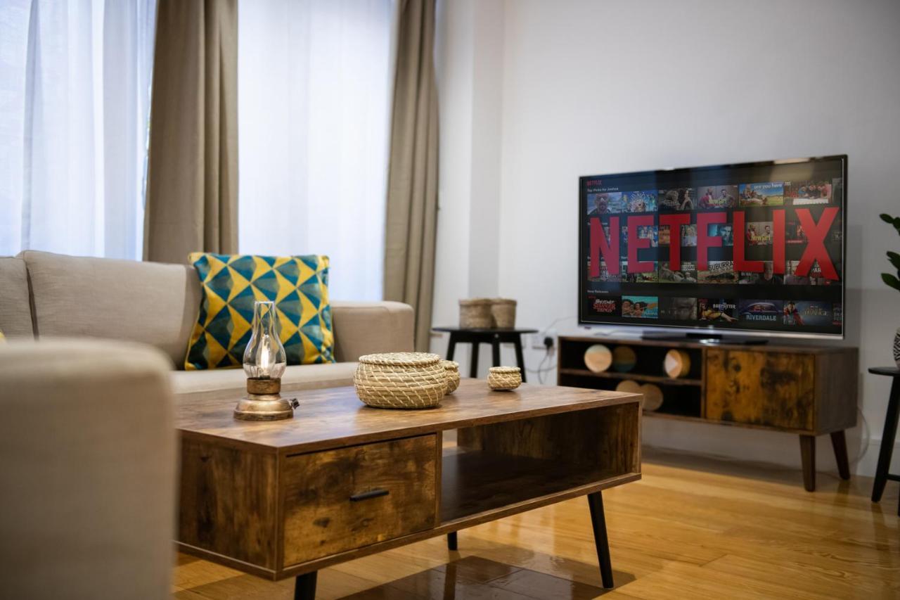 London Nino Apartments Bagian luar foto