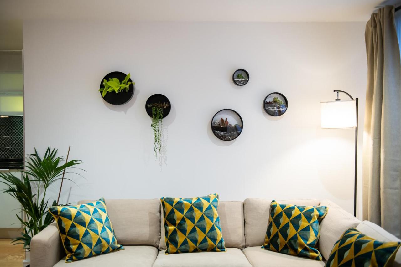 London Nino Apartments Bagian luar foto