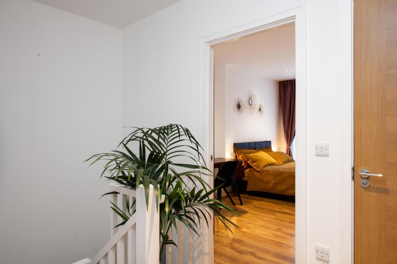 London Nino Apartments Bagian luar foto